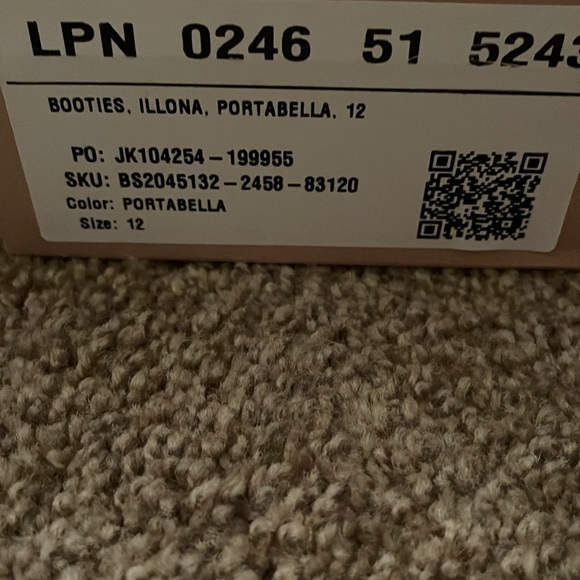 New in Box - Picture 2 of 4